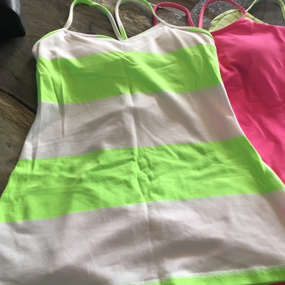 Lulu lemon tanks - Picture 1 of 2